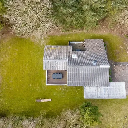 Iris - 200m To The Fjord By Interhome 펜션