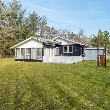 Iris - 200m To The Fjord By Interhome Thyholm