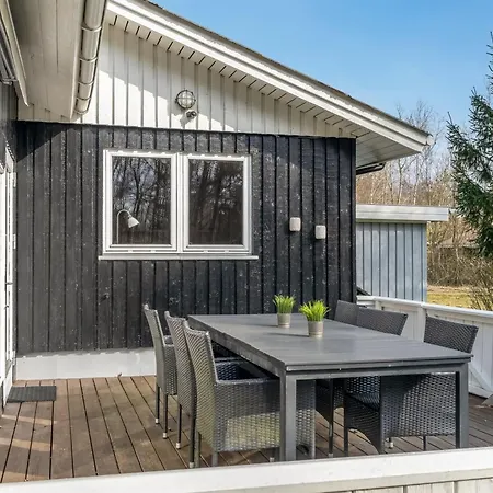 Iris - 200m To The Fjord By Interhome Thyholm