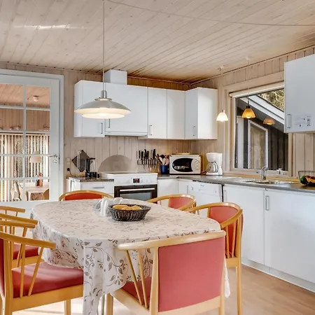 Feriehus Iris - 200m To The Fjord By Interhome