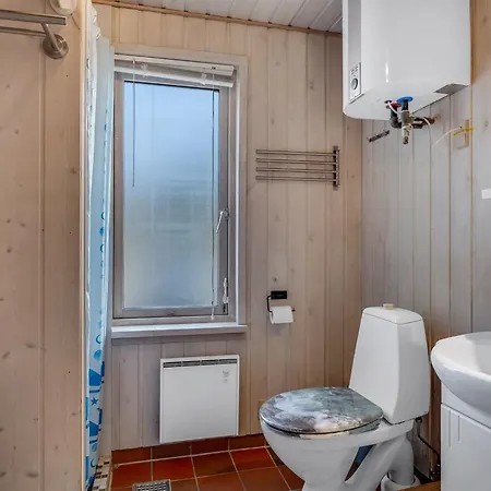 Iris - 200m To The Fjord By Interhome