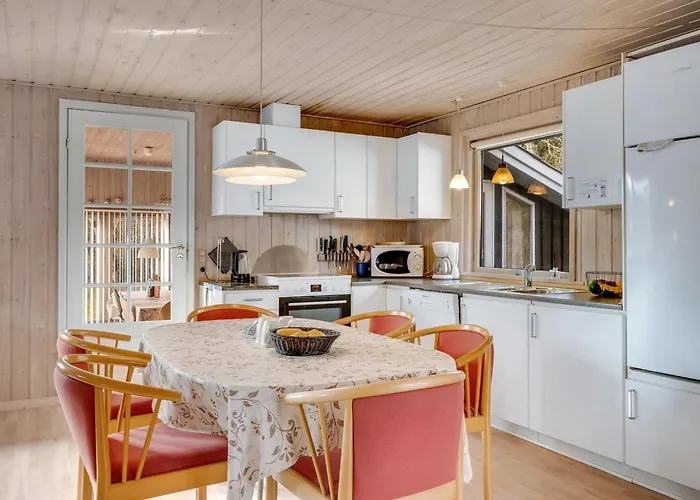 펜션 Iris - 200m To The Fjord By Interhome